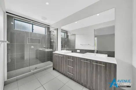 Property photo of 12 Arena Circuit Strathtulloh VIC 3338