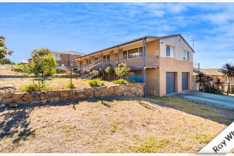 Property photo of 105 Candlebark Road Karabar NSW 2620