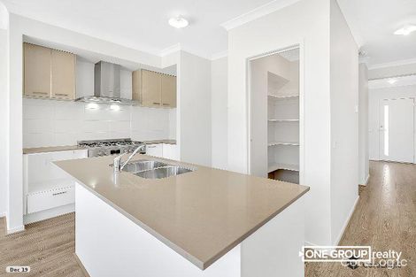 Property photo of 8 Somerton Avenue Donnybrook VIC 3064