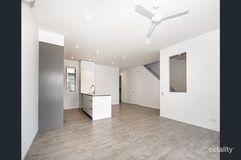 Property photo of 25 Captain Avenue Newport QLD 4020