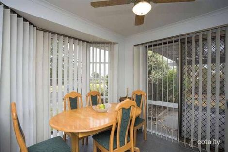 Property photo of 2 Hook Court Craigieburn VIC 3064