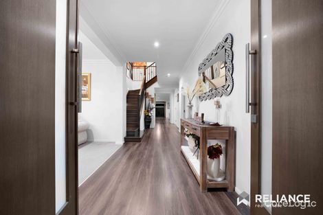 Property photo of 21 Applegate Crescent Tarneit VIC 3029