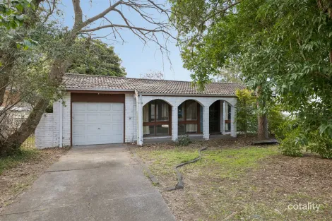 134 CAROLINE CHISHOLM DR, WINSTON HILLS, NSW 2153