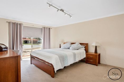 Property photo of 9 Willmott Close Halls Head WA 6210