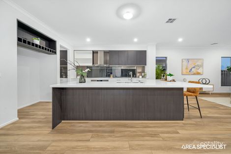 Property photo of 74 Borthwick Parade Clyde North VIC 3978