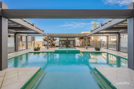 19/146 Prince Edward Pde, Scarborough, QLD 4020