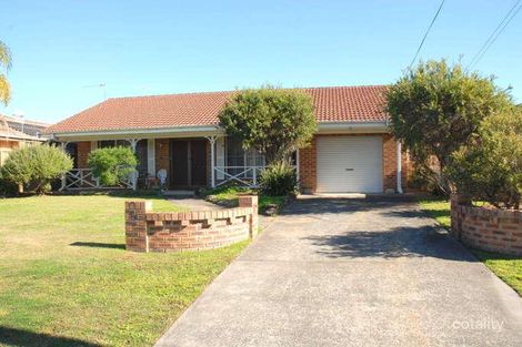 31 Sir Joseph Banks Dr, Bateau Bay, NSW 2261