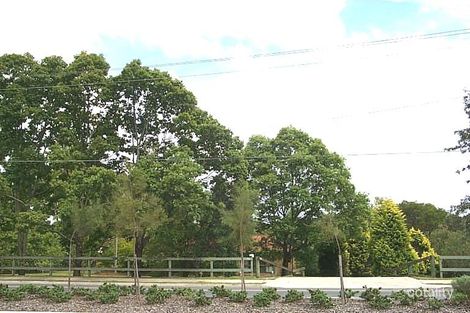 47 Middle Rd, Hillcrest, QLD 4118