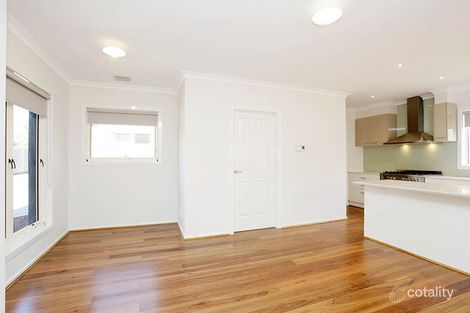 Property photo of 2/1 Gowan Road Mount Waverley VIC 3149