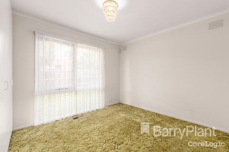 Property photo of 3 Peacock Close Mill Park VIC 3082