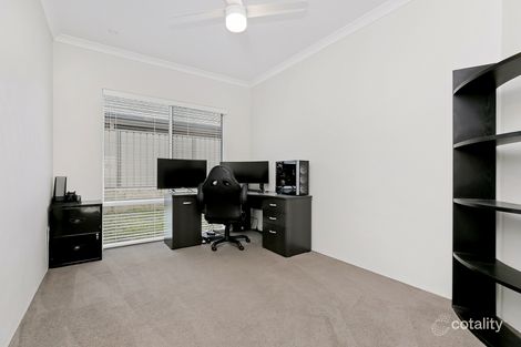 Property photo of 10 Rotterdam Vista Wanneroo WA 6065