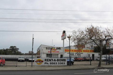 Property photo of 27 Warrigal Road Hughesdale VIC 3166