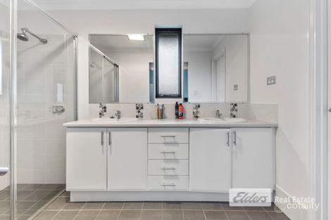 Property photo of 2 Wagtail Way Collie WA 6225