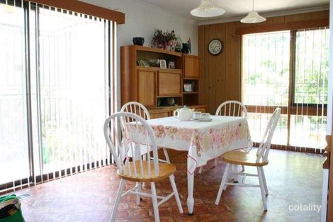 Property photo of 32 Nicholls Street Macleod VIC 3085