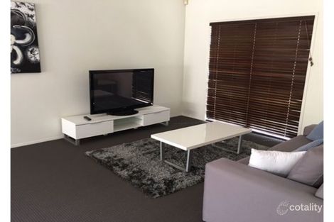 5 Lillywood Cct, Molendinar, QLD 4214