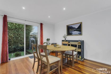 Property photo of 28 Preston Avenue Endeavour Hills VIC 3802