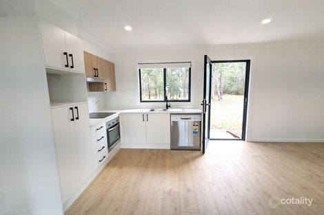 Property photo of 24 Abbey Circuit Weston NSW 2326