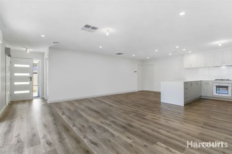 Property photo of 21A Narellan Drive Hampton Park VIC 3976