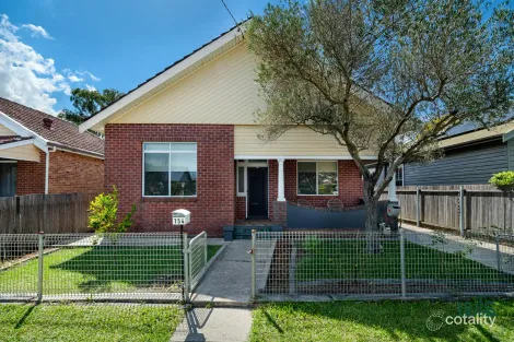 154 Tudor St, Hamilton, NSW 2303