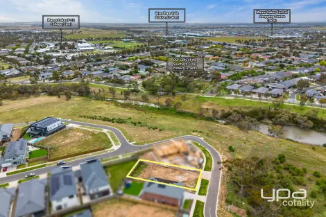 Property photo of 34 Maracaibo Crescent Manor Lakes VIC 3024