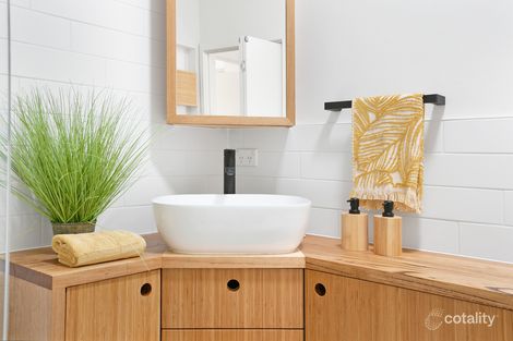 Property photo of 8/31 Kenilworth Street Reservoir VIC 3073