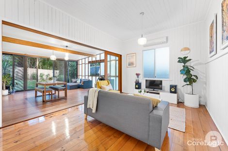 33 Hamel Rd, Holland Park West, QLD 4121