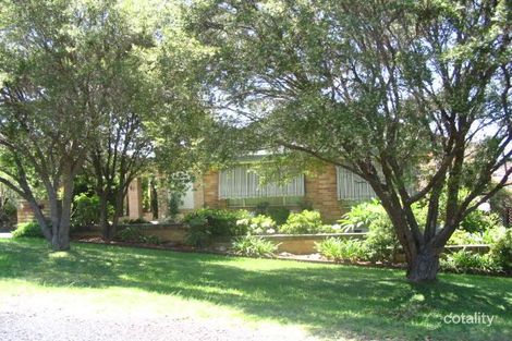 9 Frederick St, East Gosford, NSW 2250