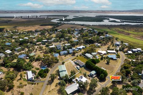 Property photo of 28 Alfred Crescent Venus Bay VIC 3956