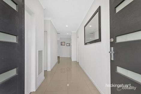 Property photo of 63 Linfield Parade Wollert VIC 3750