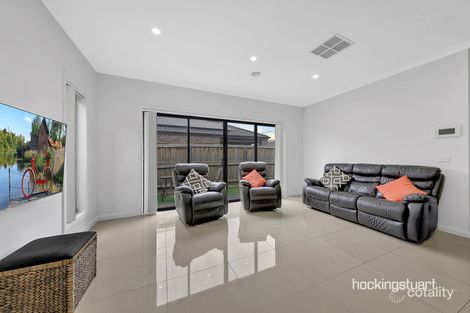 Property photo of 63 Linfield Parade Wollert VIC 3750