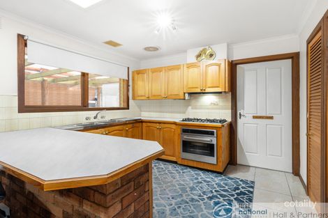 Property photo of 30 Zachary Hicks Crescent Endeavour Hills VIC 3802