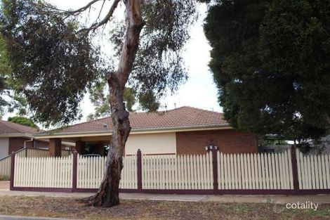 Property photo of 24 Bennett Street Melton South VIC 3338