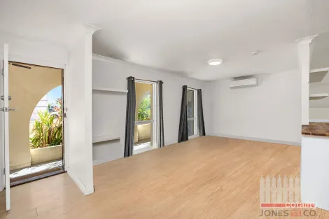 Property photo of 30 Whitfield Drive Two Rocks WA 6037