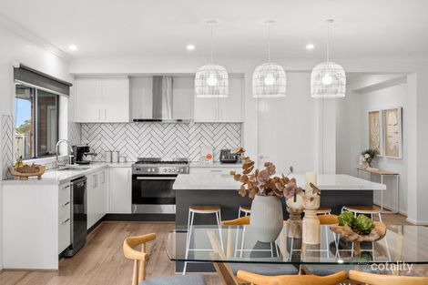 Property photo of 18 Lookout Way Wandana Heights VIC 3216