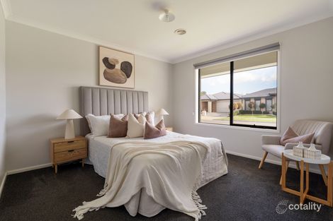 Property photo of 19 Solar Way Mickleham VIC 3064