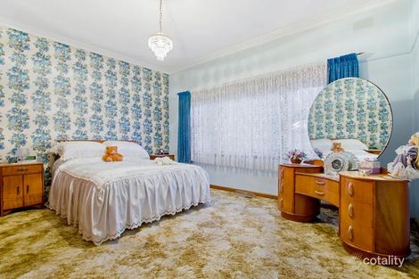 Property photo of 3 Vincent Street Oak Park VIC 3046