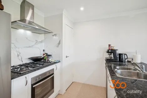 Property photo of 25 Sunnyside Way Aveley WA 6069