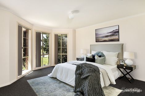 Property photo of 13 Parnell Court Cranbourne West VIC 3977