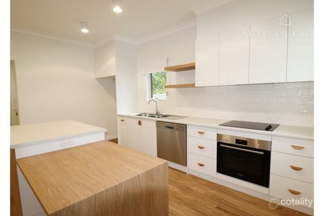 Property photo of 24 Monash Crescent Mount Austin NSW 2650