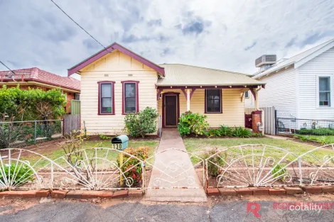 Property photo of 130 Bultje Street Dubbo NSW 2830