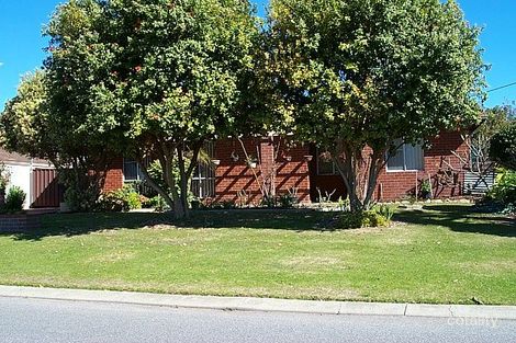 14 Legend Pl, Cooloongup, WA 6168