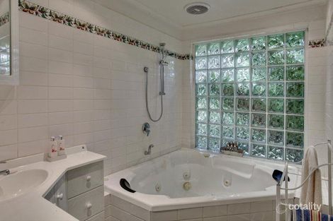 Property photo of 10 Emerald Lake Road Emerald VIC 3782