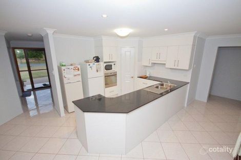Property photo of 18 Lakeview Circuit Mulambin QLD 4703
