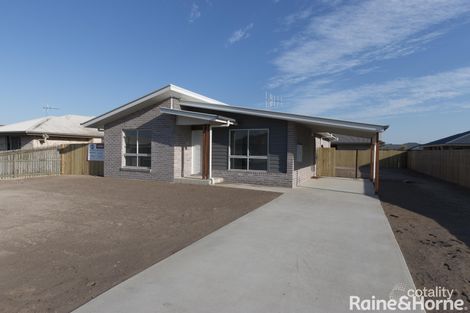 Property photo of 21 Dawson Avenue Thabeban QLD 4670