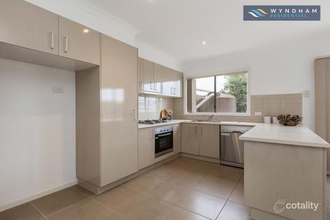 Property photo of 2/20 Starflower Way Truganina VIC 3029