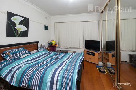 Property photo of 11 Lockington Crescent Dandenong VIC 3175