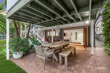 Property photo of 24 Grattan Terrace Wynnum QLD 4178