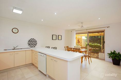 Property photo of 2/93 Treeview Drive Burleigh Waters QLD 4220