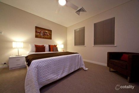 Property photo of 2/32 Treviso Mews Mandurah WA 6210