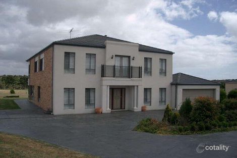 Property photo of 21-22 Malanie Close Narre Warren North VIC 3804
